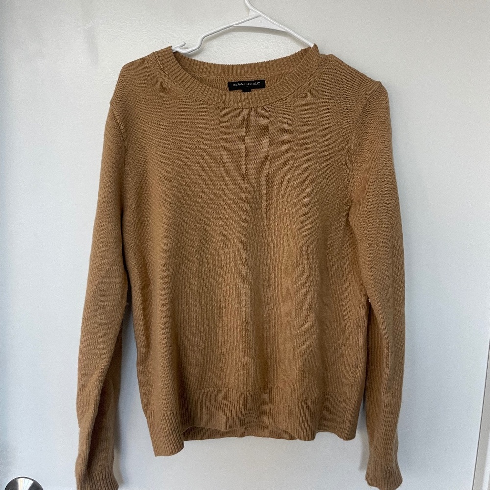 Banana Republic Camel Sweater